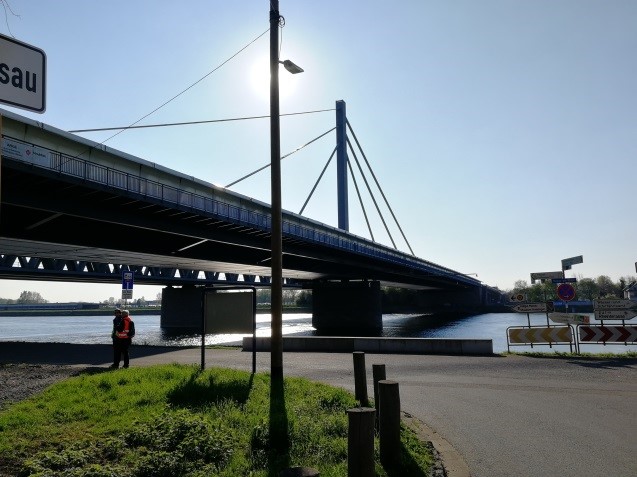 Rheinbrücke Maxau im Zuge der B 10